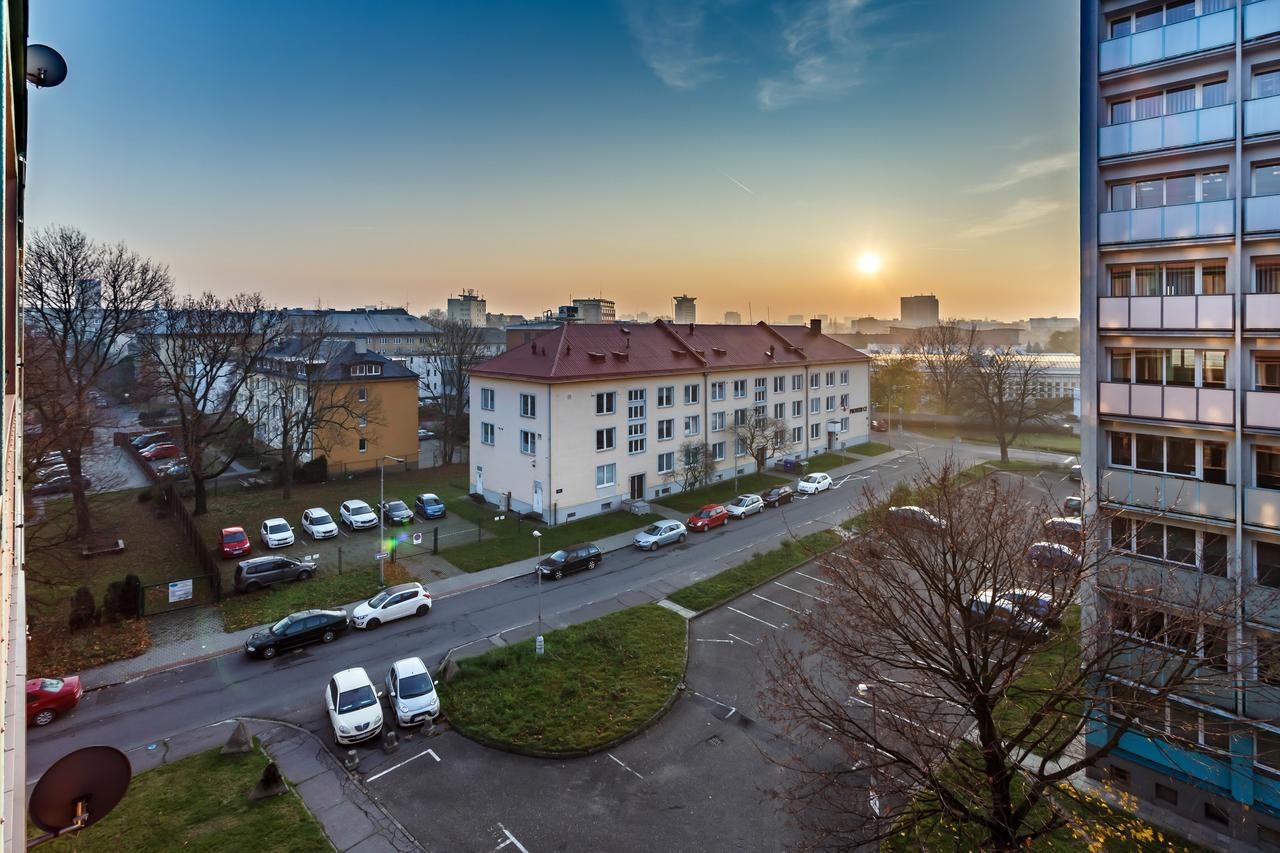 Golden Apartments Ostrava Buitenkant foto